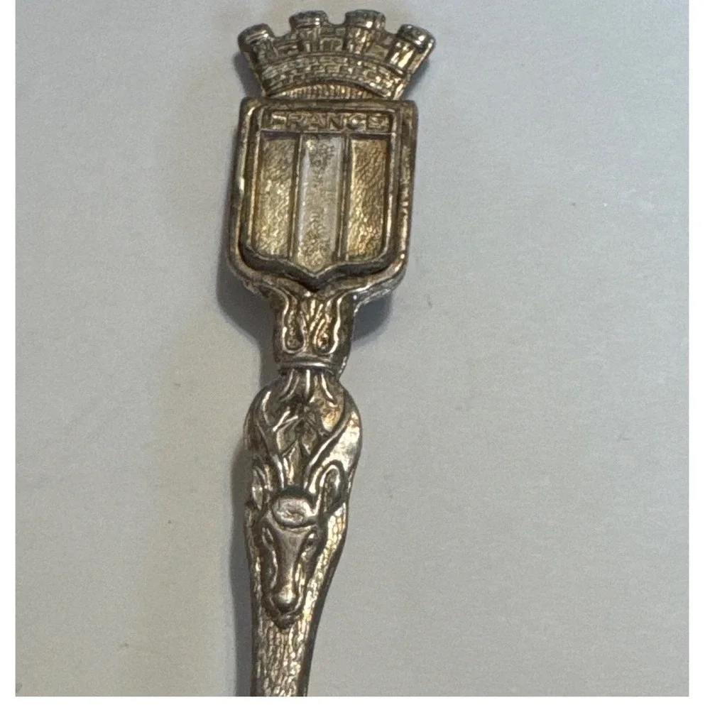 Vintage France Souvenir Spoon Silver Tone‎ Crest Crown Deer Head Detail 4.25
